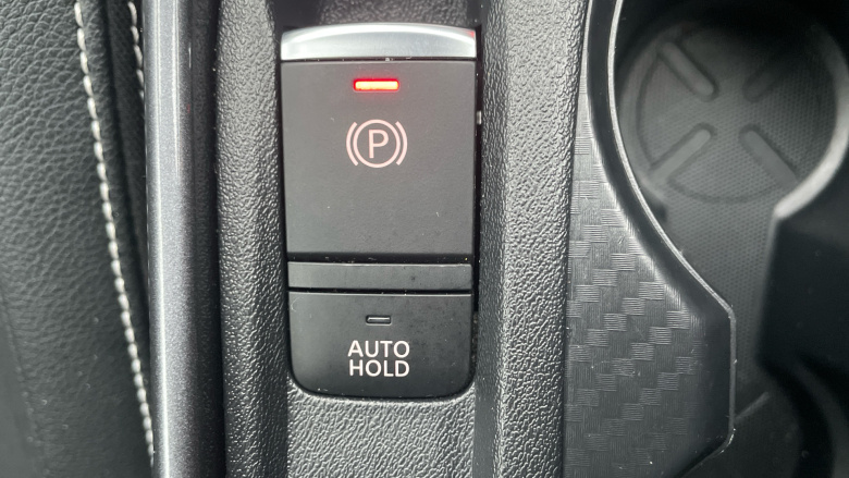 Nissan Juke 1.0 DiG-T 114 Tekna 5dr Petrol Hatchback